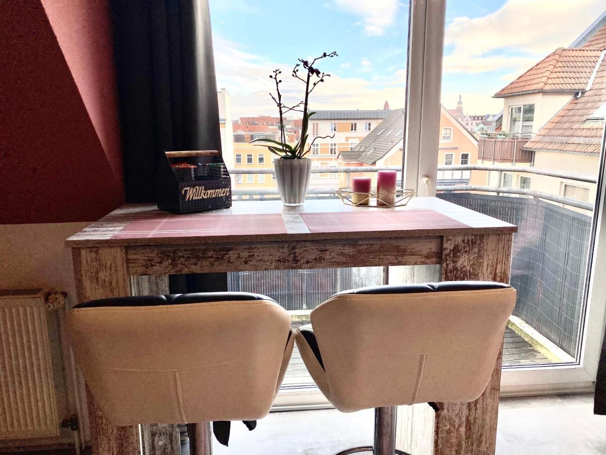 Cottbus-Apartments - Red Apartment I Privat I Wifi I Kueche I Balkon ภายนอก รูปภาพ