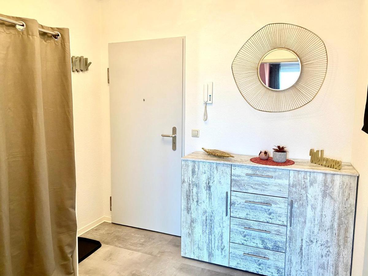Cottbus-Apartments - Red Apartment I Privat I Wifi I Kueche I Balkon ภายนอก รูปภาพ